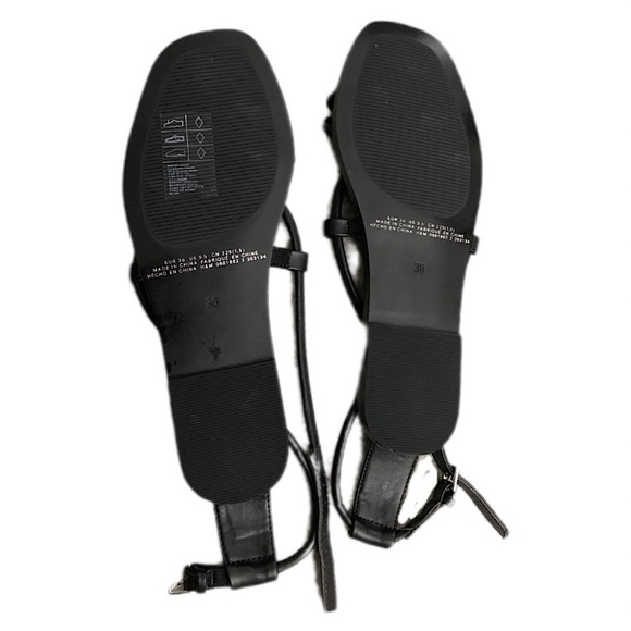 H&M Strappy Sandals - Picture 2 of 3